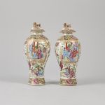 1165 4242 VASES AND COVERS